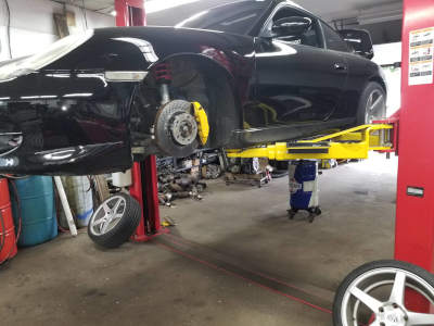 Keith's Porsche up on BP-9X 2 Post Lift NH